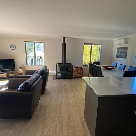 Ribbonwood Cottage Lake Tekapo Exterior photo